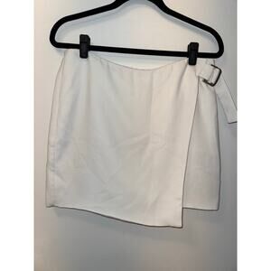 Forever 21 White Belted Silver Buckle Preppy Crepe Mini Skirt Size Large